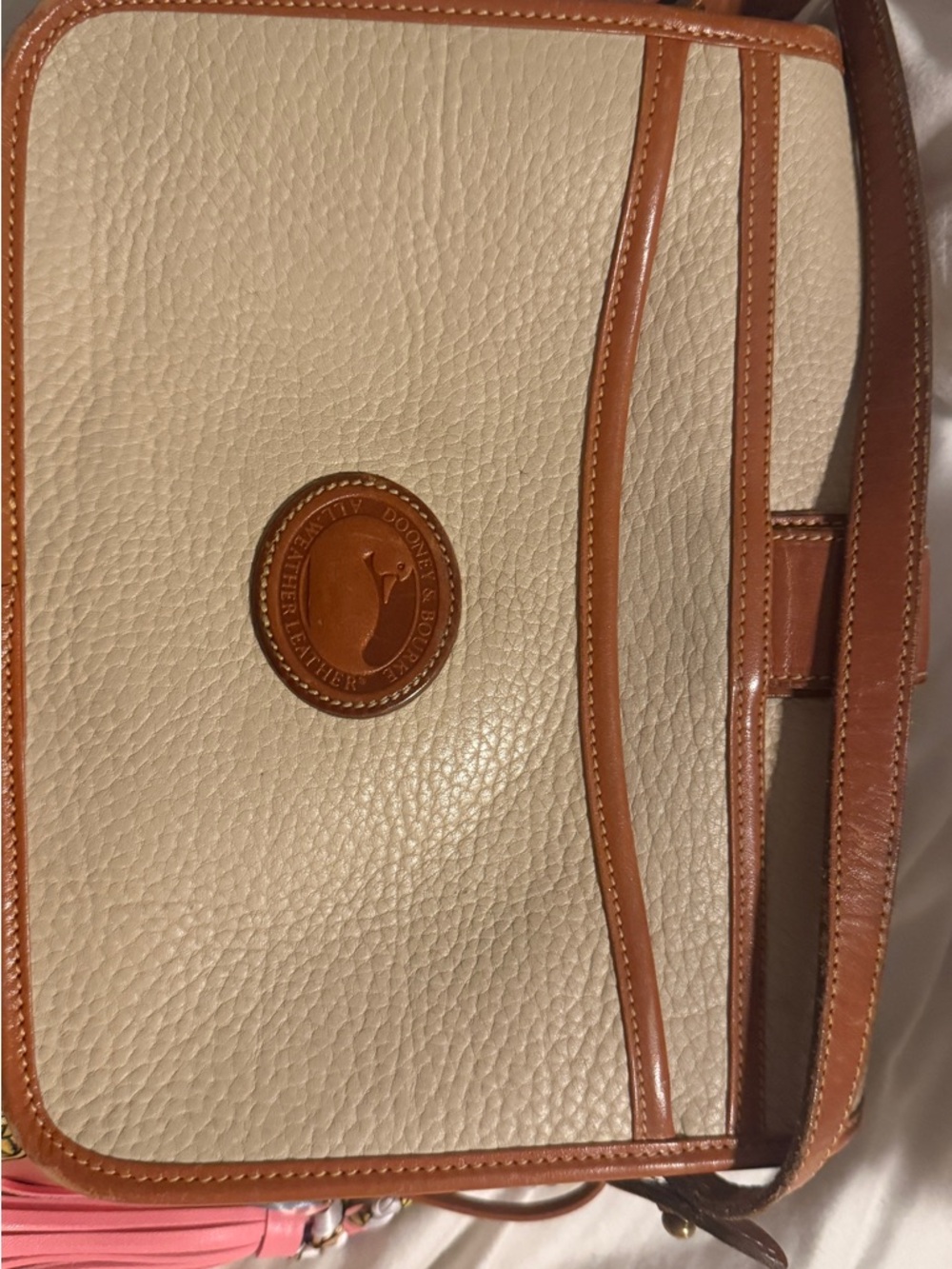 Vintage Dooney & Bourke R125 Bone British Tan All Weather Leather shoulder bag - Picture 12 of 13